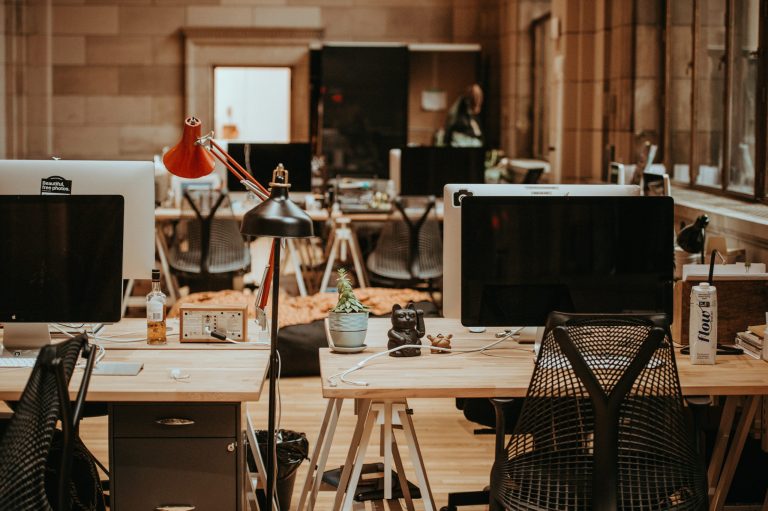 The 10 Best Workplace Wellness Habits for Desk Workers