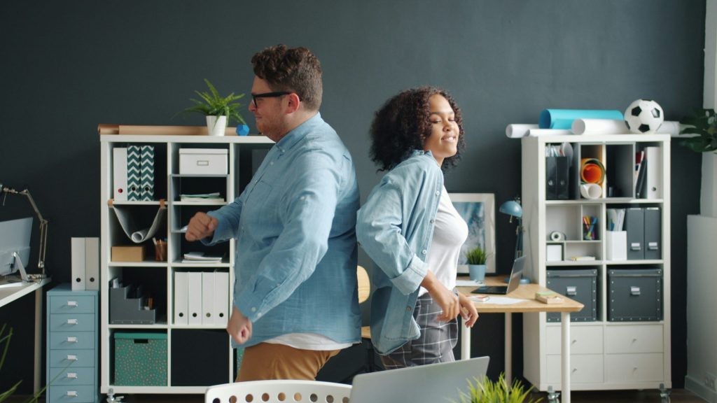 The 8 Best Posture Habits for Preventing Lower Back Pain at Work