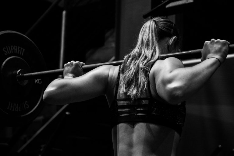 The Ultimate Guide to Staying Motivated When Working Out Alone