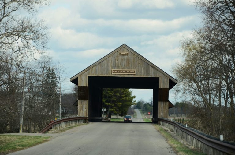 Top 5 Historic Countryside Covered Bridge Driving Trails