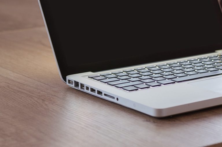 Top 5 Multi-Port Desktop Chargers For Fast Device Powering