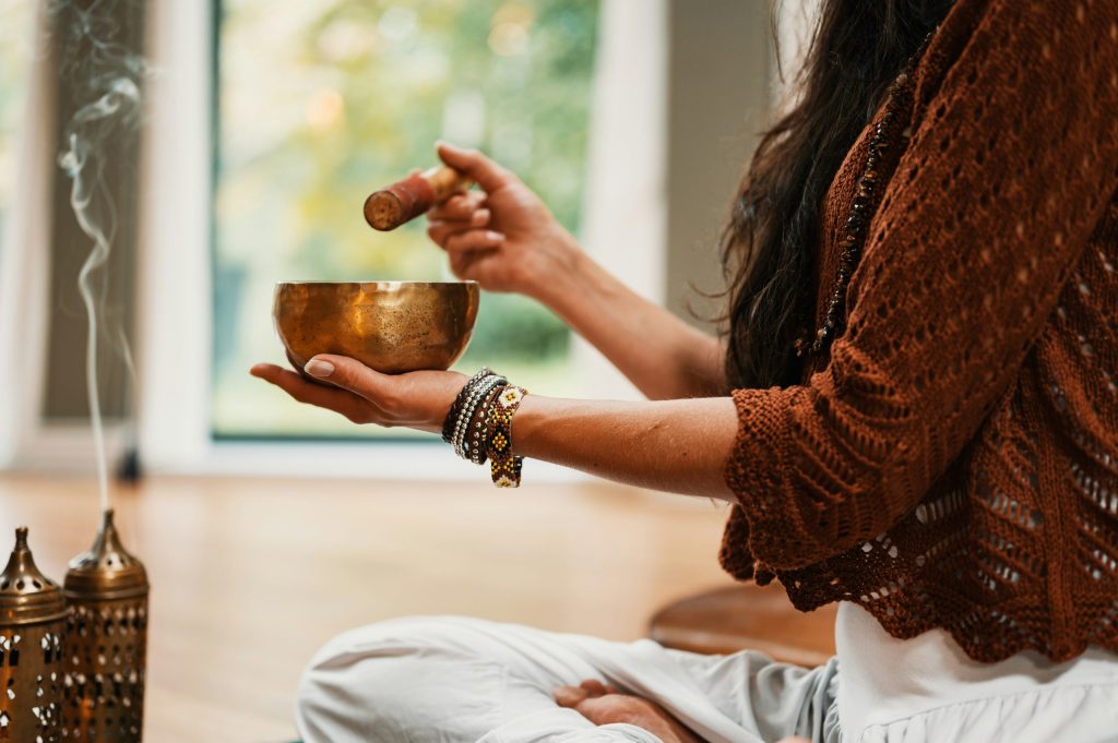 Top 5 Sound Healing Techniques for Deep Relaxation