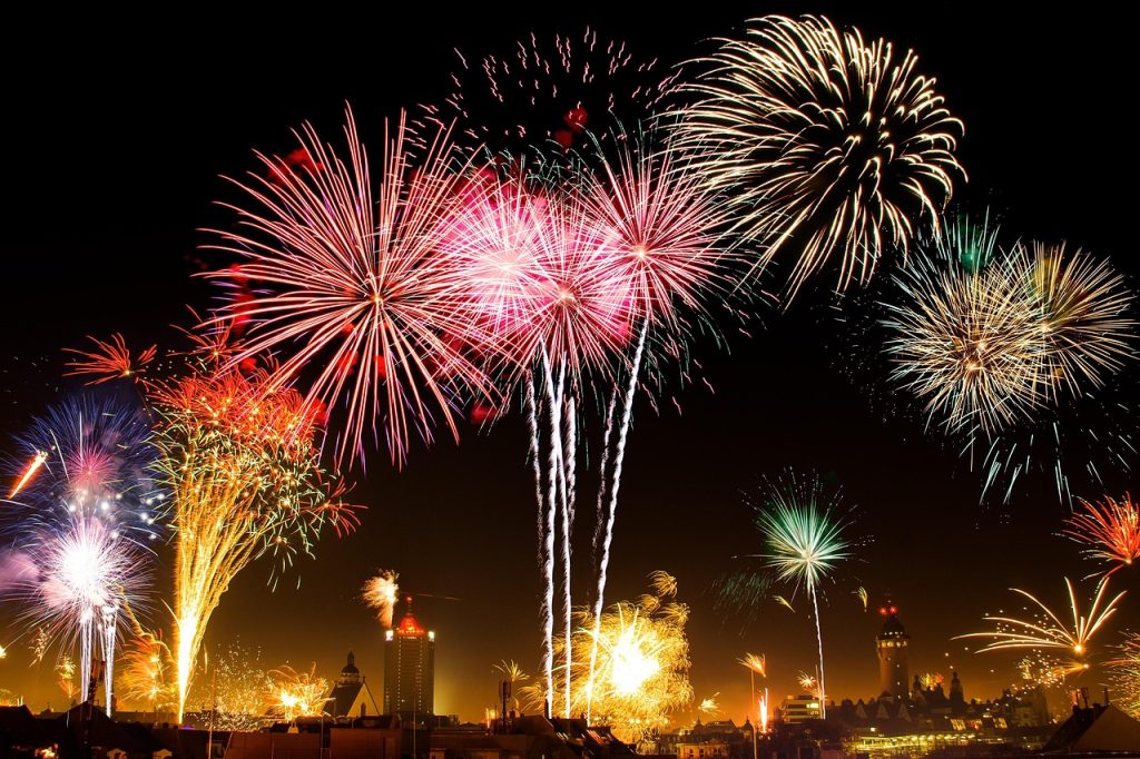 Top 5 Winter Festival Light Display City Destinations You Can't Miss