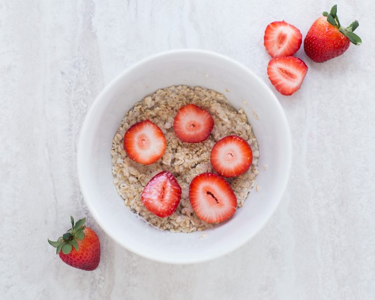 Top 6 Foods to Avoid Eating Right Before Bedtime