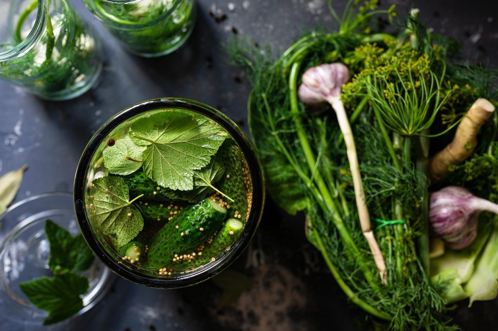 Top 6 Home Remedies Using Basic Kitchen Ingredients