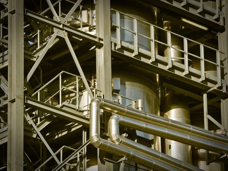 Top 7 Competitive Analysis Frameworks to Outsmart Industry Rivals