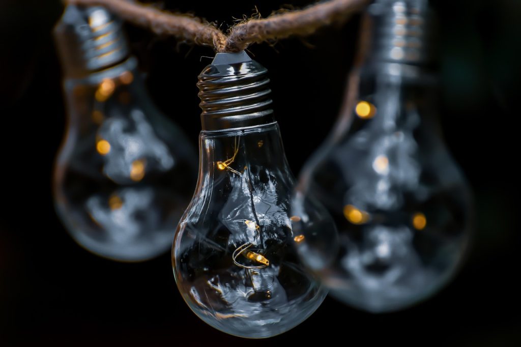 Top 7 Indoor Lighting Upgrades to Eliminate Harsh Overhead Bulbs