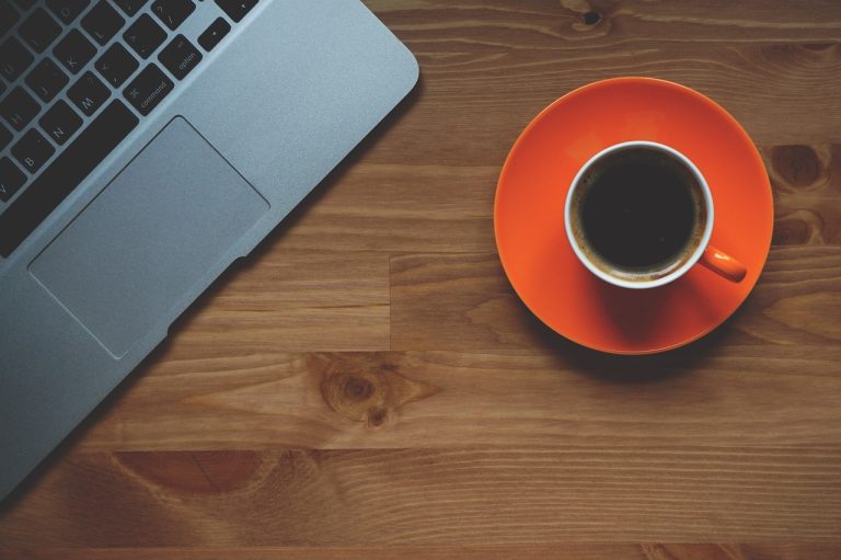 Top 7 Nontoxic Cleaning Product Swaps for Better Indoor Air