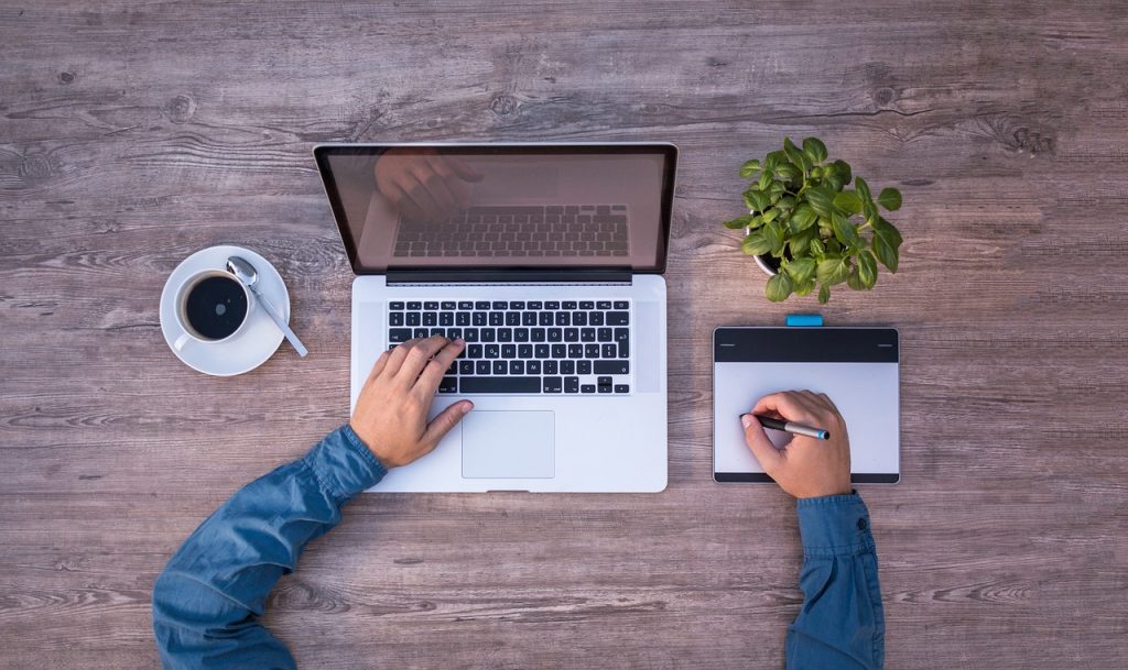 Top 7 Simple Desk Stretches to Relieve Midday Tension
