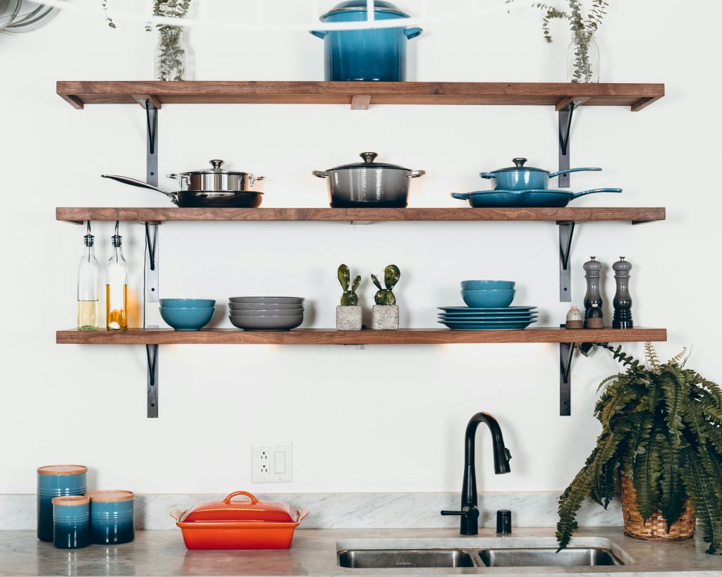 Top 7 Tips for Transitioning to a Plastic-Free Kitchen Routine