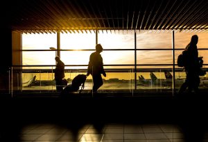 Top 7 Travel Tech Essentials For Stress-Free Airport Transit